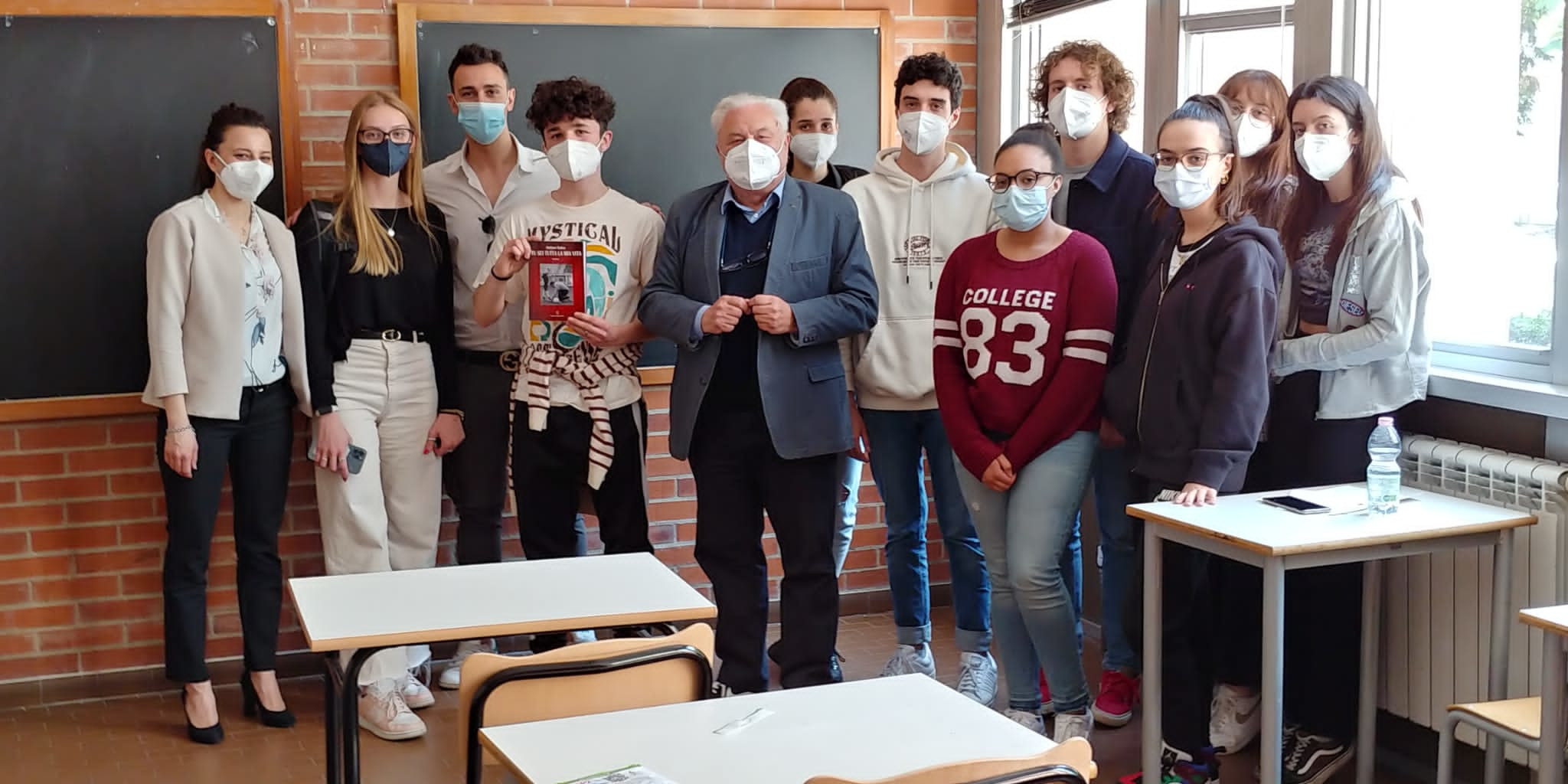 Foto di gruppo degli studenti del corso