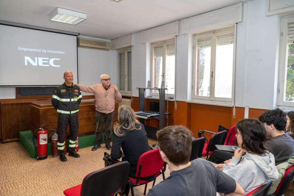 Sessione formativa con i Vigili del Fuoco